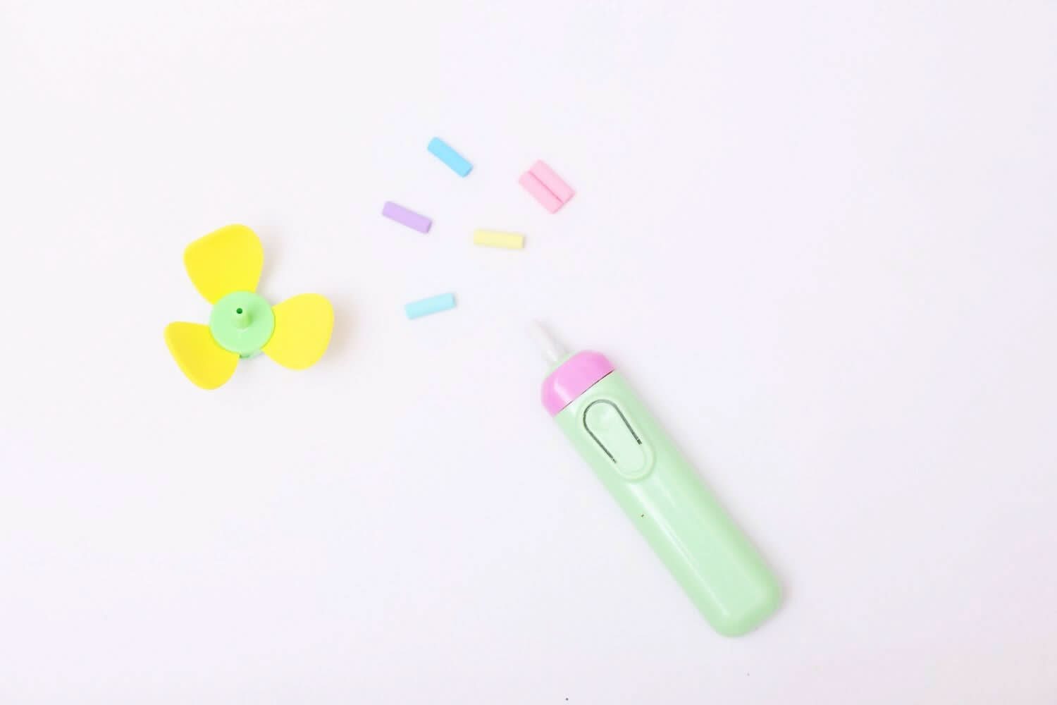 Electric Eraser is a revelation in eraser technology, offering a level of performance that transforms the act of erasing from a chore into a joy.