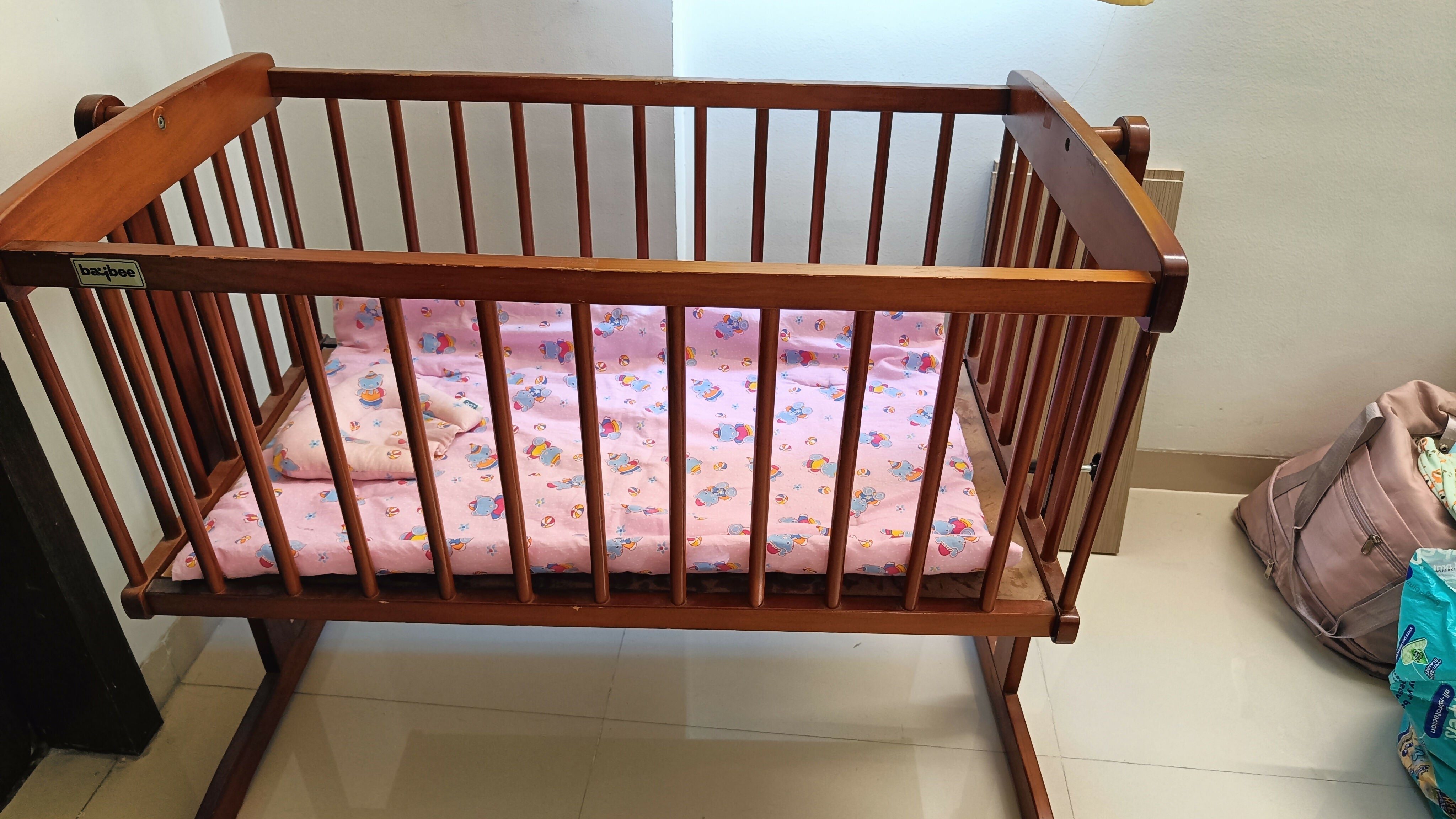 BABY HUG JOY PLUS Cradle