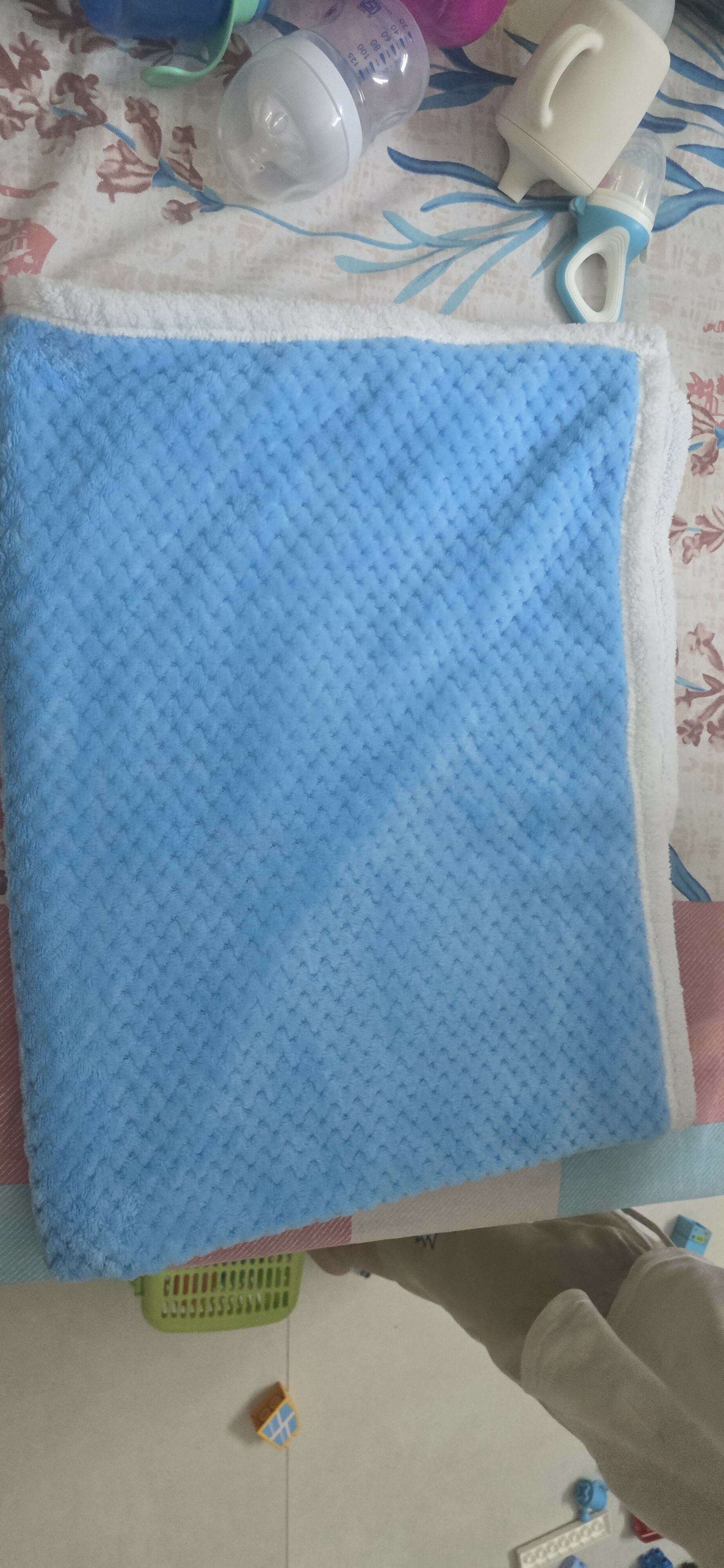 Imported Premium Fleece Blanket for Winters (Blue)