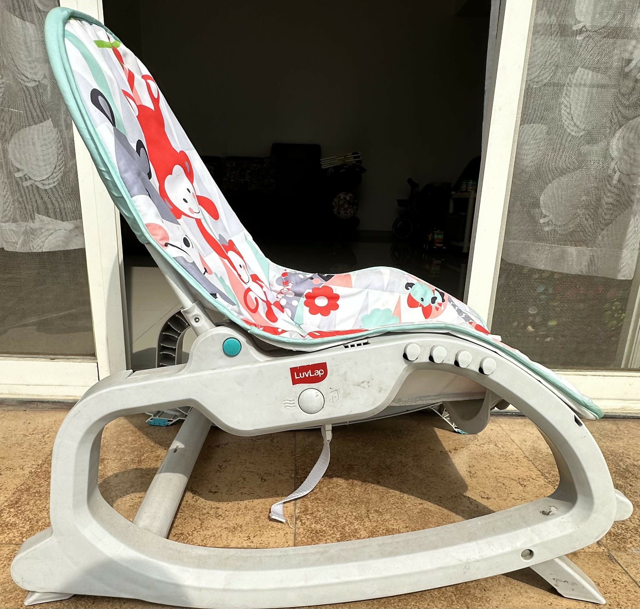 LUVLAP Animal Kingdom 3-In-1 Baby Rocker (HIPPO)
