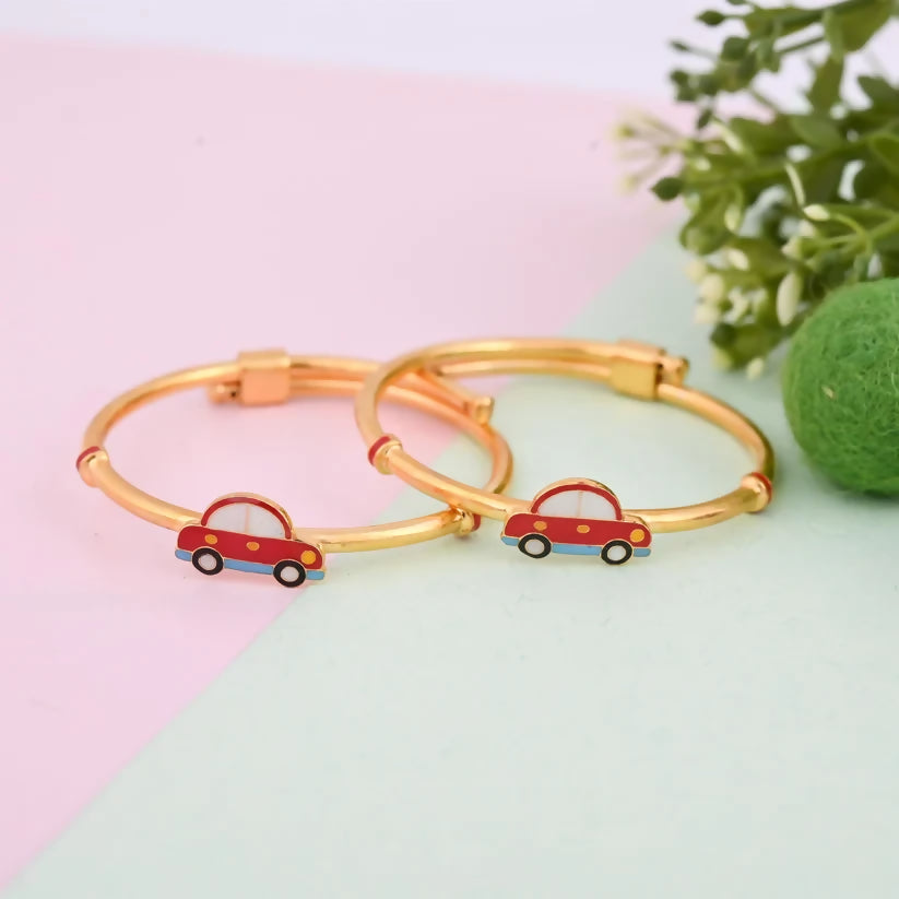 Buy Sterling Silver Baby Bangles – pure, hypoallergenic jewellery for your little one.