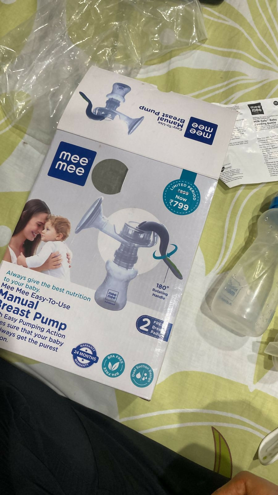 MEE MEE Manual Breast Pump