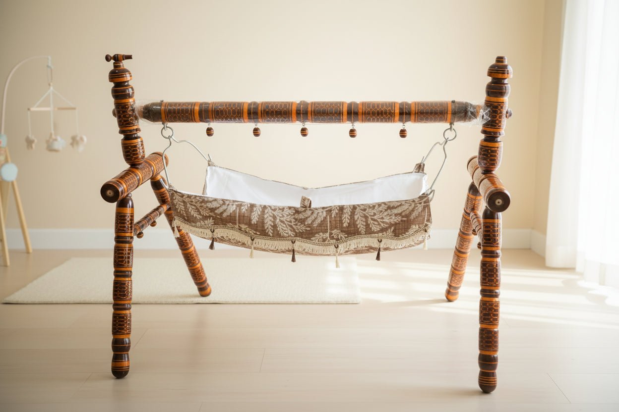 Wooden Single Dandi Cradle with Cloth - PyaraBaby