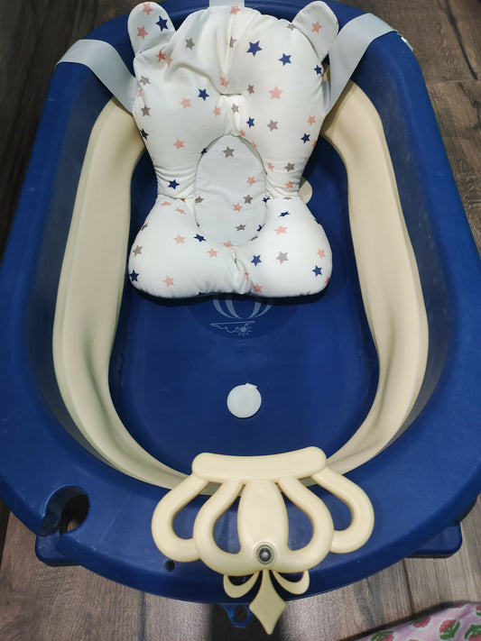 Babyhug foldable baby bath tub