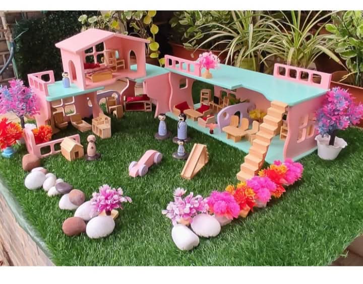 Castle Big Multi arrangement Doll House (The Princess House)
