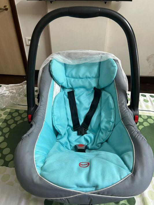 Ensure your baby's safety and comfort with the MEE MEE Car Seat for Baby – featuring a five-point harness, cushioned seat, adjustable headrest, and easy installation for secure and comfortable car rides.