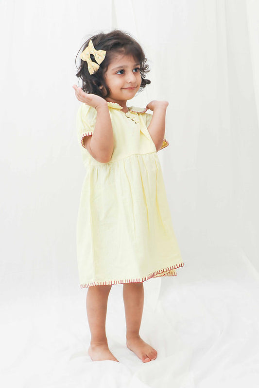 Discover soft and stylish 100% cotton frocks for little girls, ideal for comfort and charm in every twirl!