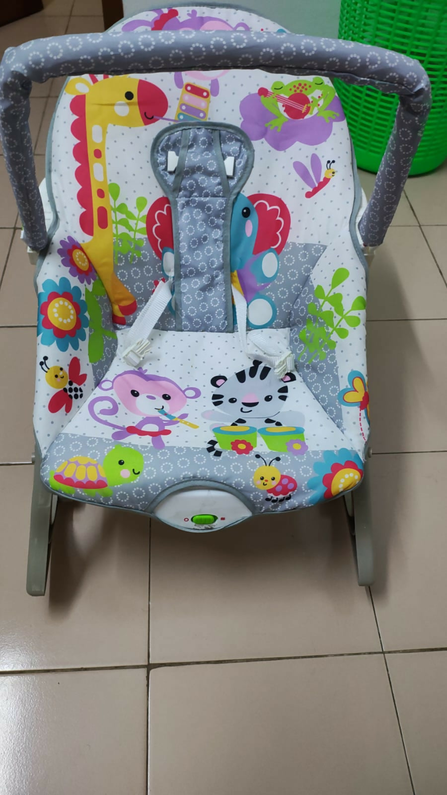 FAB & FUNKY Baby Rocker / Reclined Seat