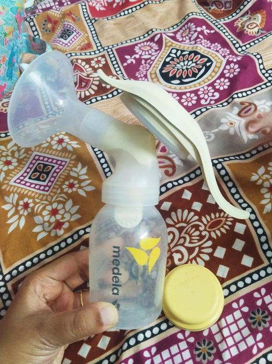 Medela manual breast pump