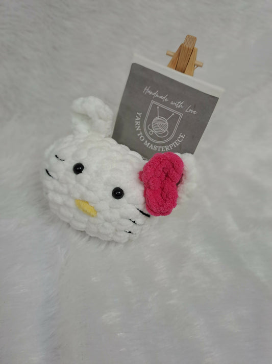 Crochet tiny Hello kitty soft toy/ Crochet handmade Hello kitty key chain