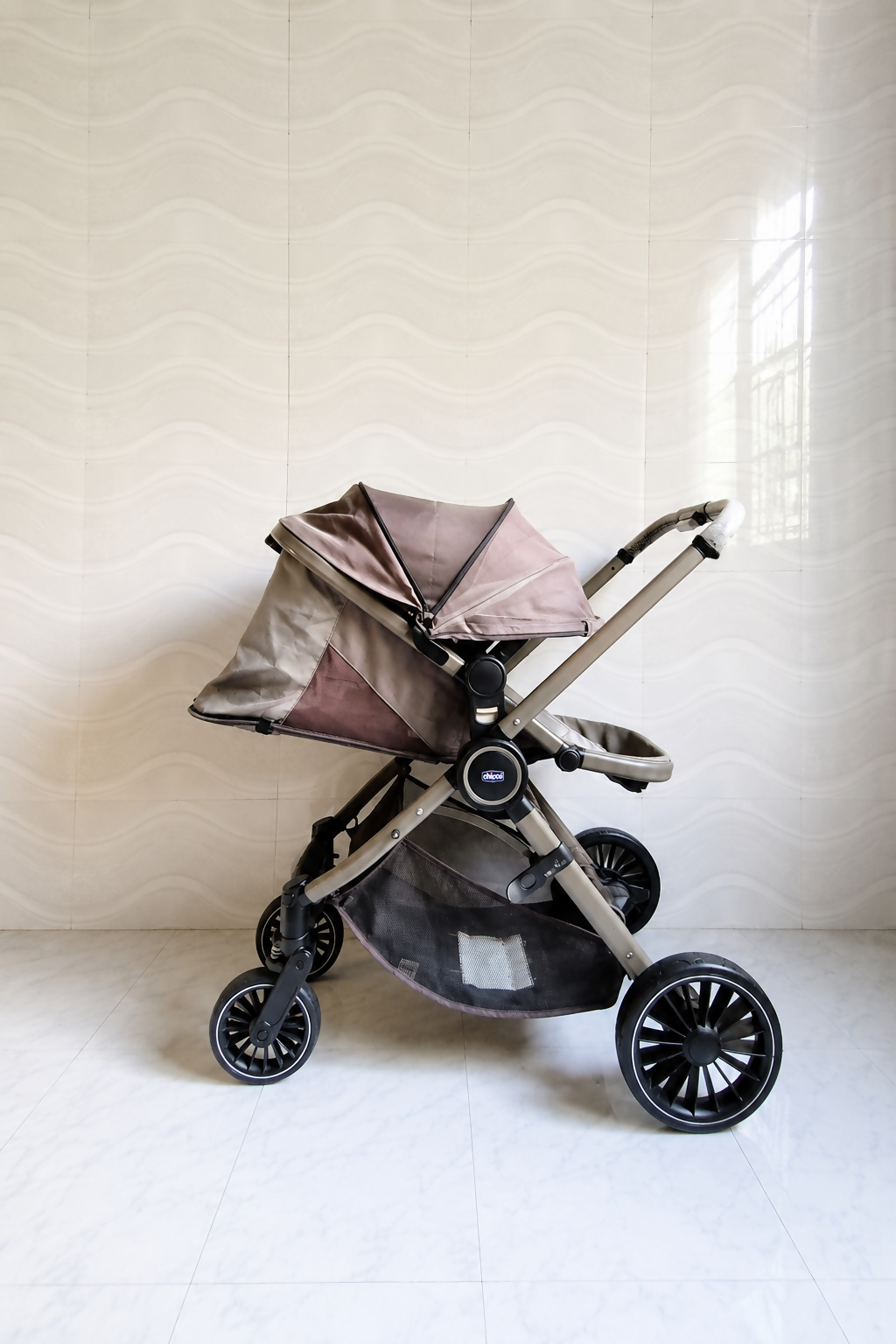 Chicco Luxury Baby Stroller Reversible Pram Premium Travel System