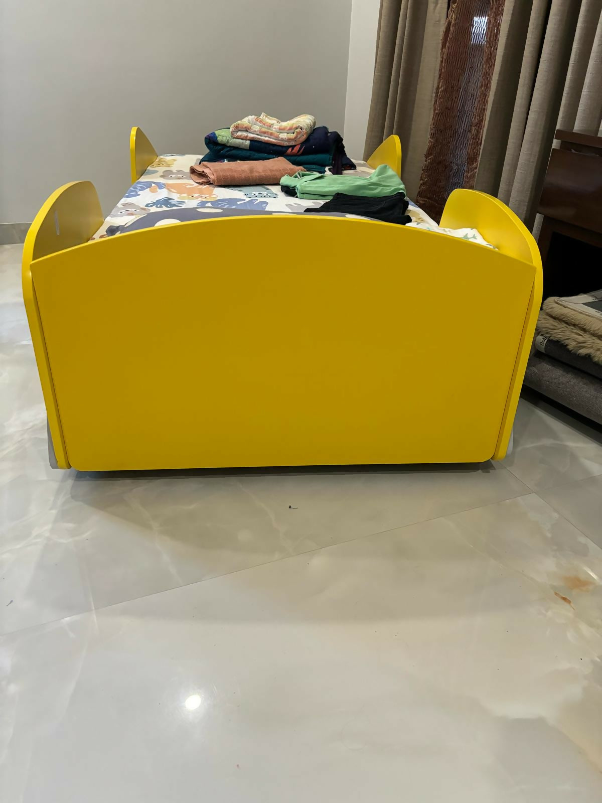 BOINGG Car Shaped Baby Bed - PyaraBaby