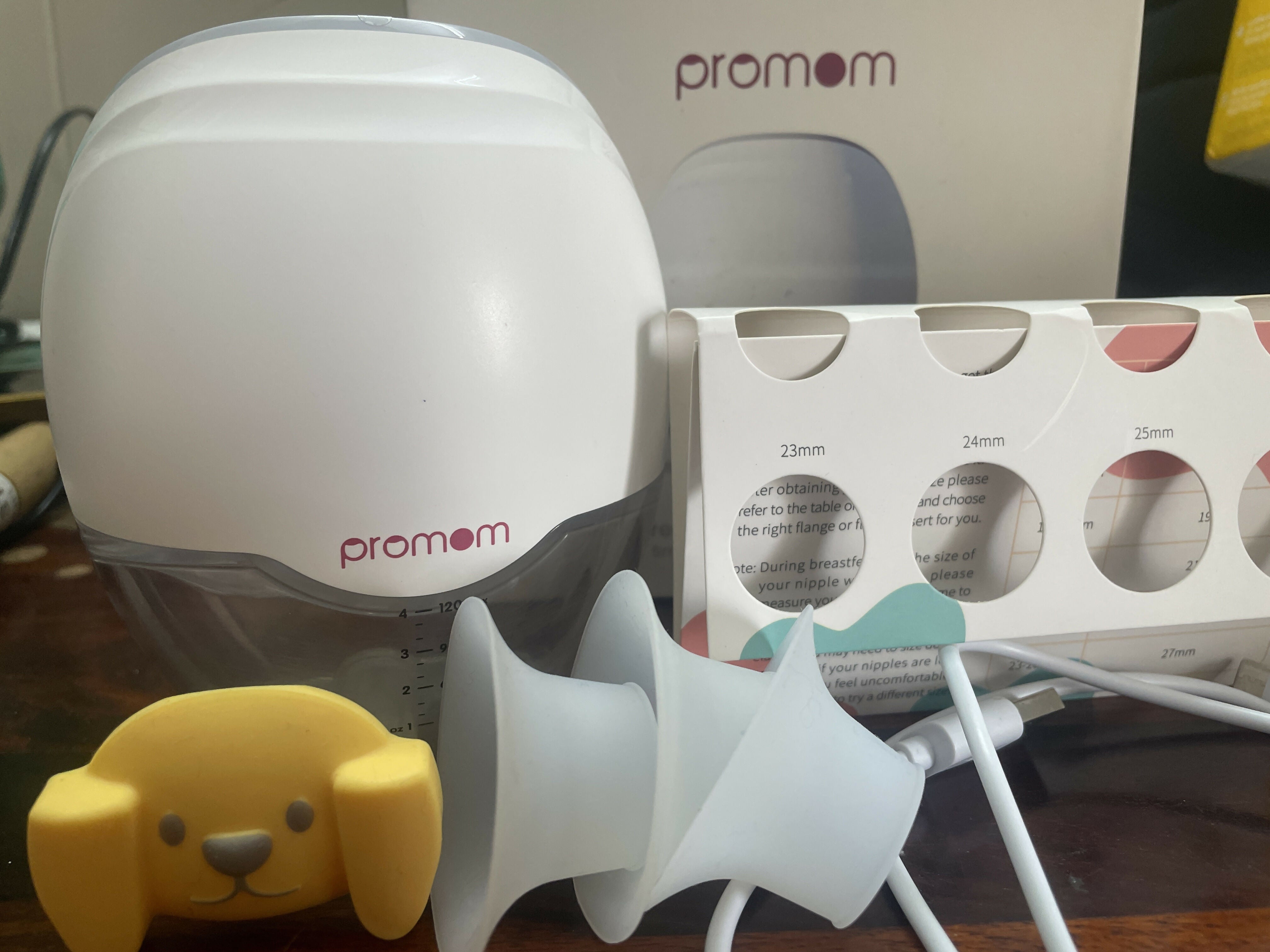 PROMOM Hands-Free Breast Pump - Wearable, discreet, and efficient breast pump for comfortable and convenient milk expression on the go.