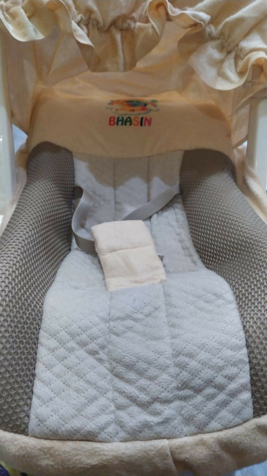 BHASIN Baby Carry Cot multi-purpose baby seat with cushioned support, sturdy carry handle, comfortable seating, and versatile design for travel, rest, and everyday use.