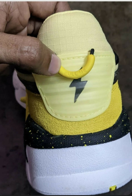 PUMA x POKEMON Rider FV "Pikachu" Casual sneakers pre-loved 1 year old (5-6 /6-7 years)