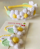 Our collection of headbands and tic-tac clips provides the perfect combination of style and function to complete any hairstyle. 