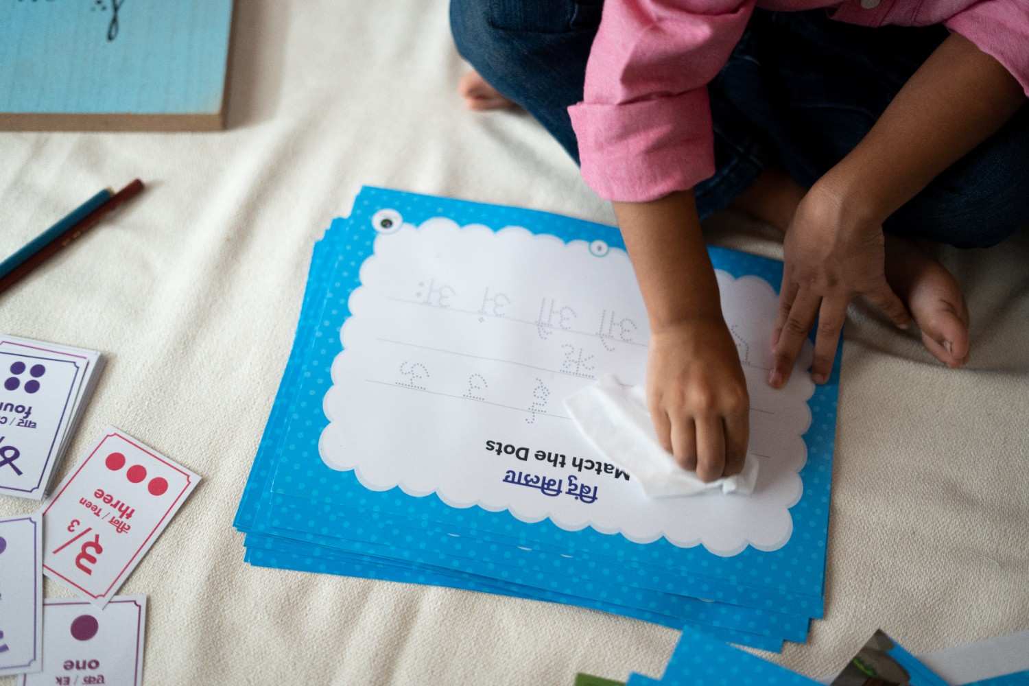 Introduce your child to the rich world of Hindi with our Velcro-Based Hindi Learning Kit. This comprehensive kit is designed to make learning engaging and interactive. 