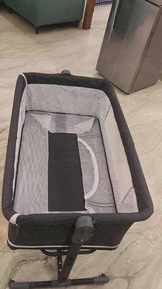 BABYTEDDY baby cradle – safe, breathable, and soothing swing bed for peaceful infant sleep.

