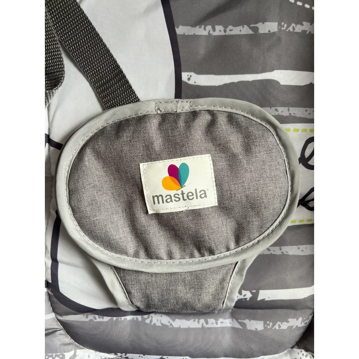 MASTELA 3-in-1 Deluxe Bassinet Swing in Some Used condition featuring a comfortable bassinet, gentle swinging motion, soft padded support, safety features, and versatile multi-function design for supervised soothing and relaxation.
