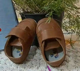 ELVES milled leather baby shoes with soft leather construction, flexible sole, cushioned comfort, and a stylish design for infants and toddlers.