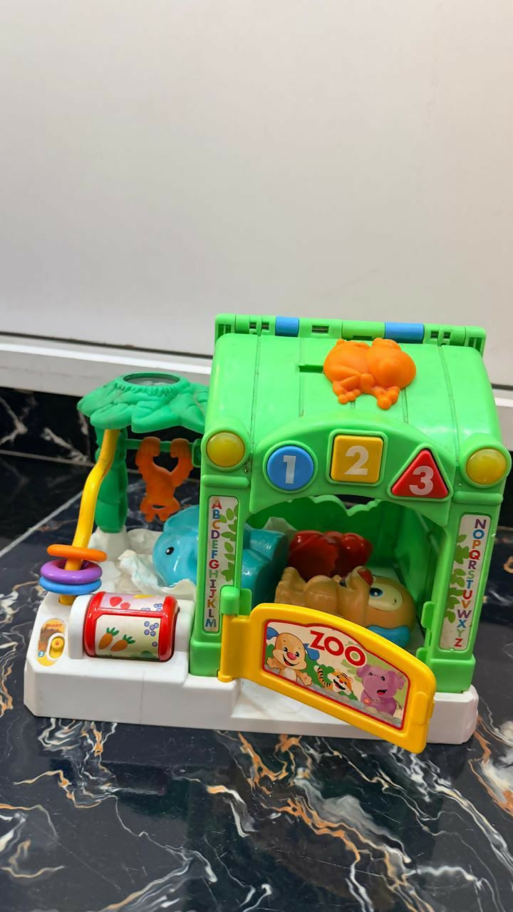 FISHER-PRICE Animal Zoo Musical Toy for Toddlers featuring colourful animal characters and engaging bird sounds, designed to encourage sensory exploration, animal recognition and interactive play.