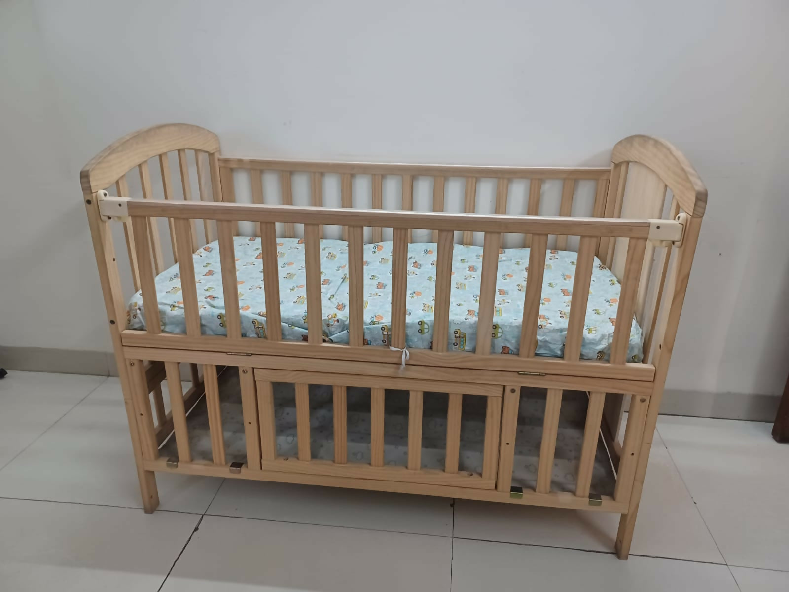 STAR AND DAISY 12-in-1 baby crib, convertible baby cot with rocking base, multifunctional wooden crib, rocking baby bed India, newborn to toddler crib