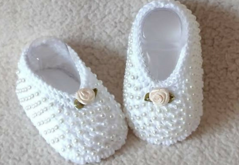 Crochet baby girl booties - PyaraBaby