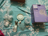 Philips Avent manual breast pump in good condition, lightweight and easy to use, suitable for occasional milk expressing.