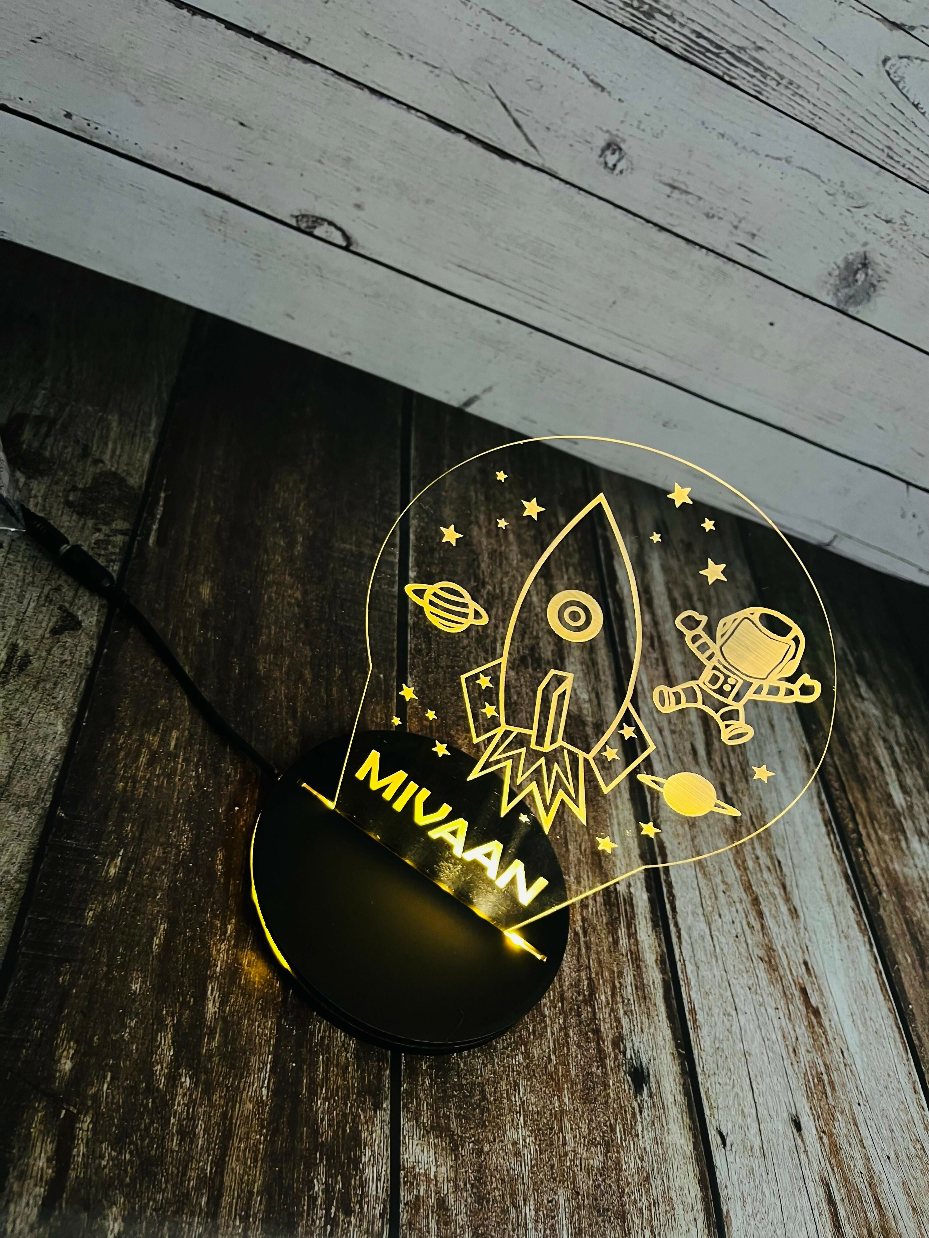 Personalised kids night lamp