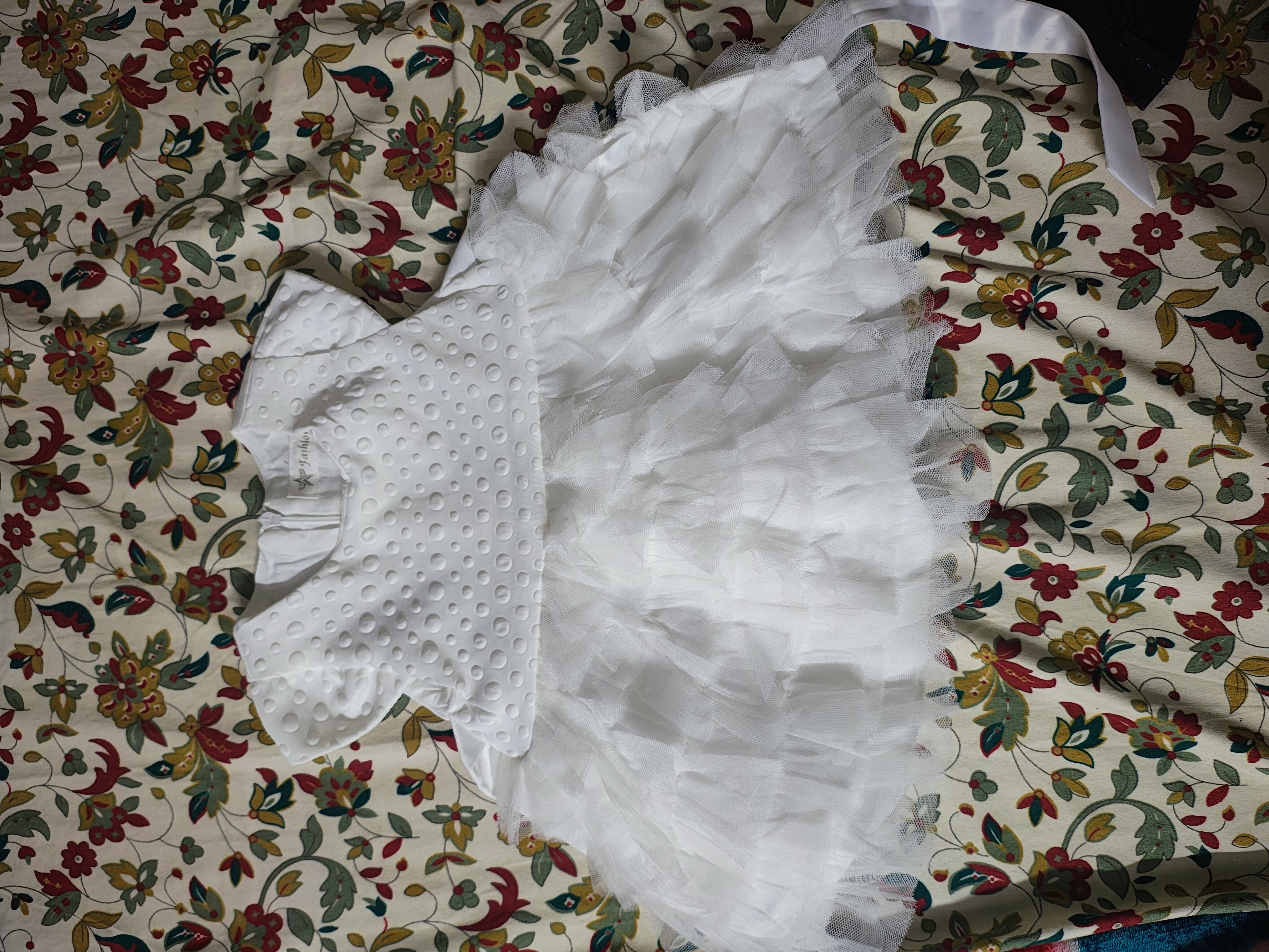 Baby Girl Frocks for 3–6 Months in Some Used condition featuring cute and comfortable designs suitable for everyday wear, outings, parties, family gatherings, and special occasions.