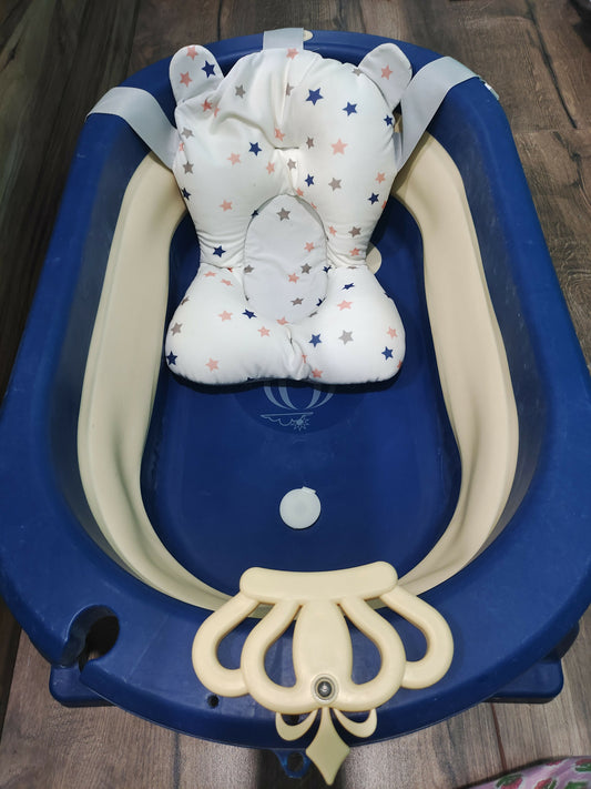 Babyhug foldable baby bath tub