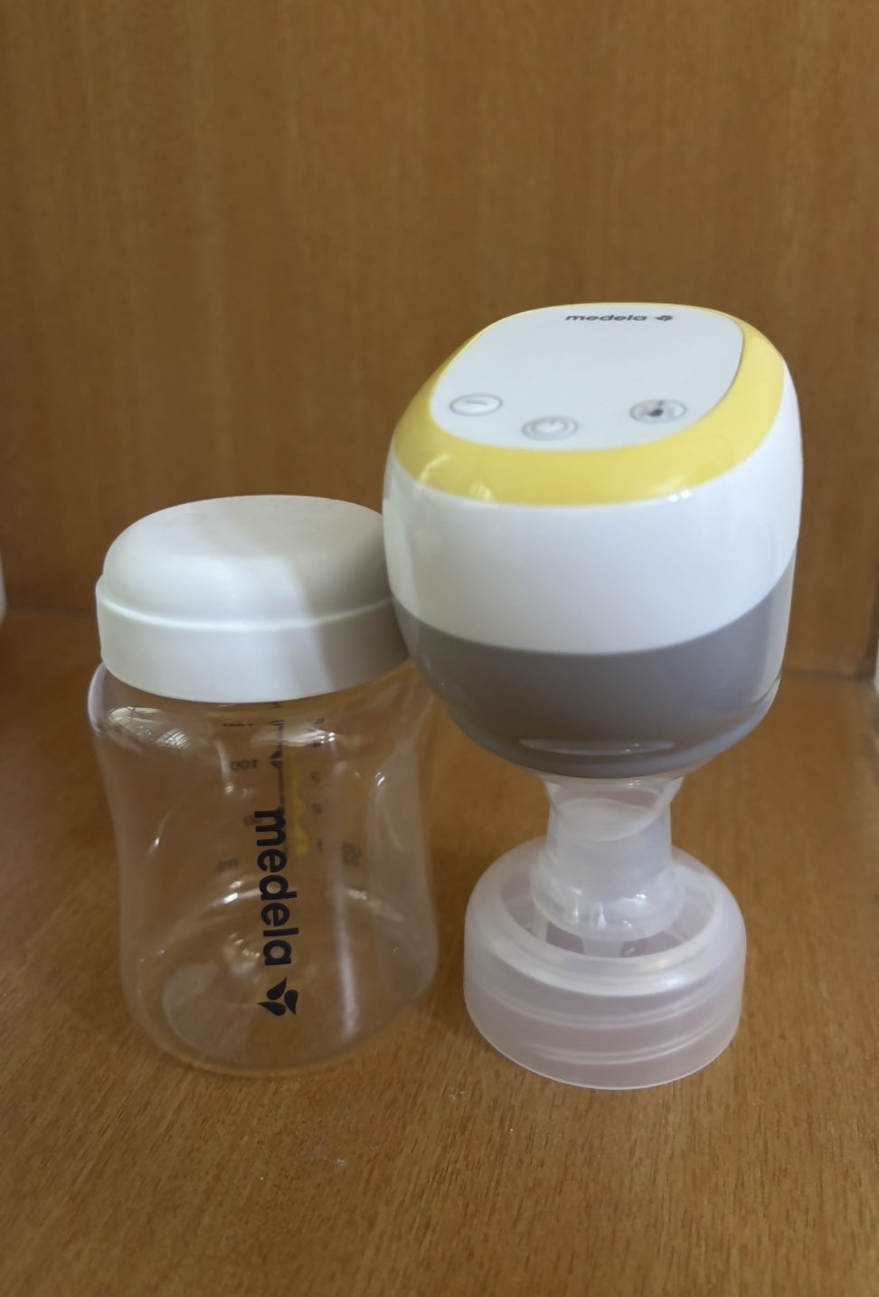 MEDELA Single Electric Breast Pump for convenient breast milk expression during everyday pumping sessions.