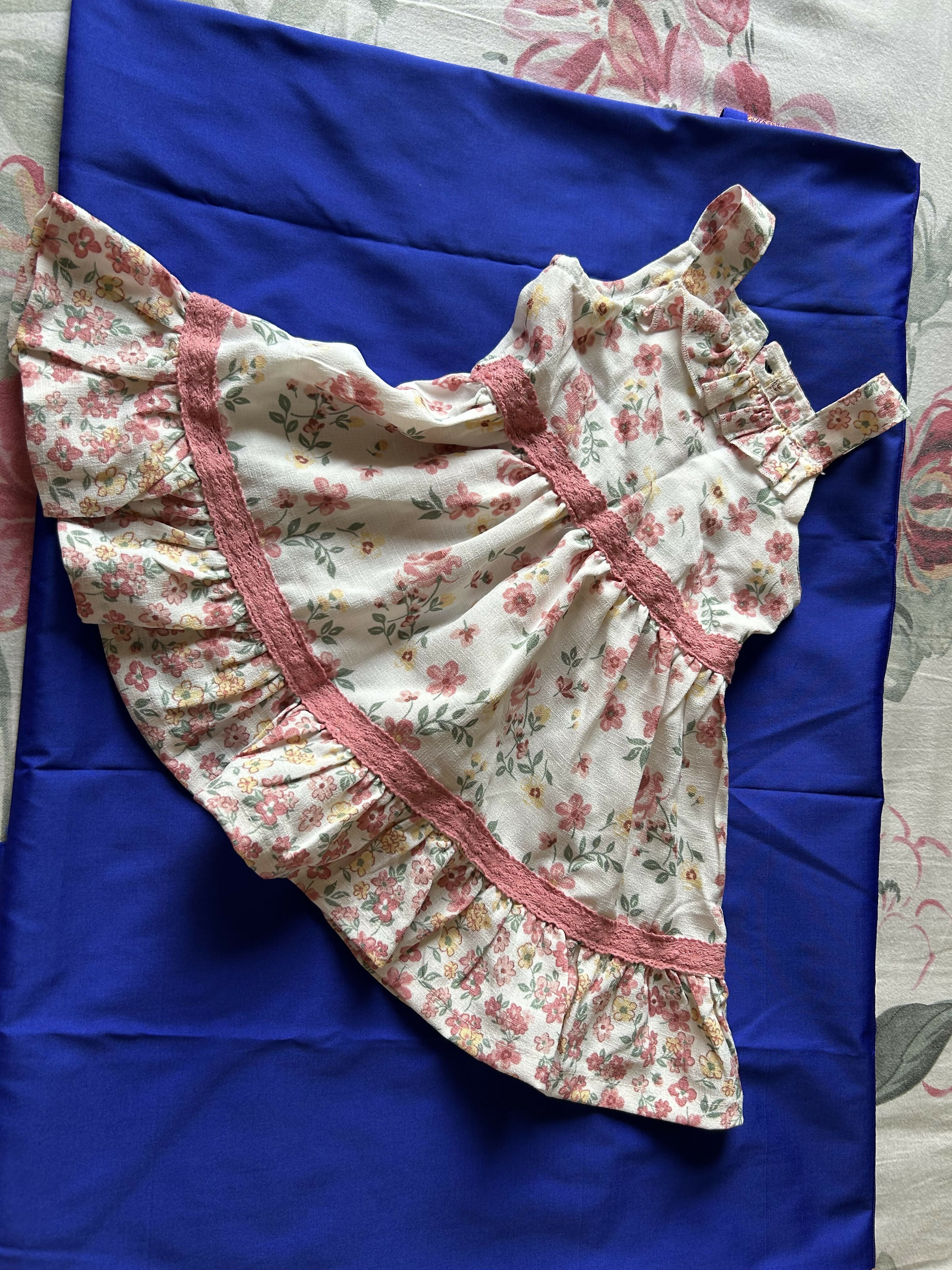 Floral dress with pink trim 