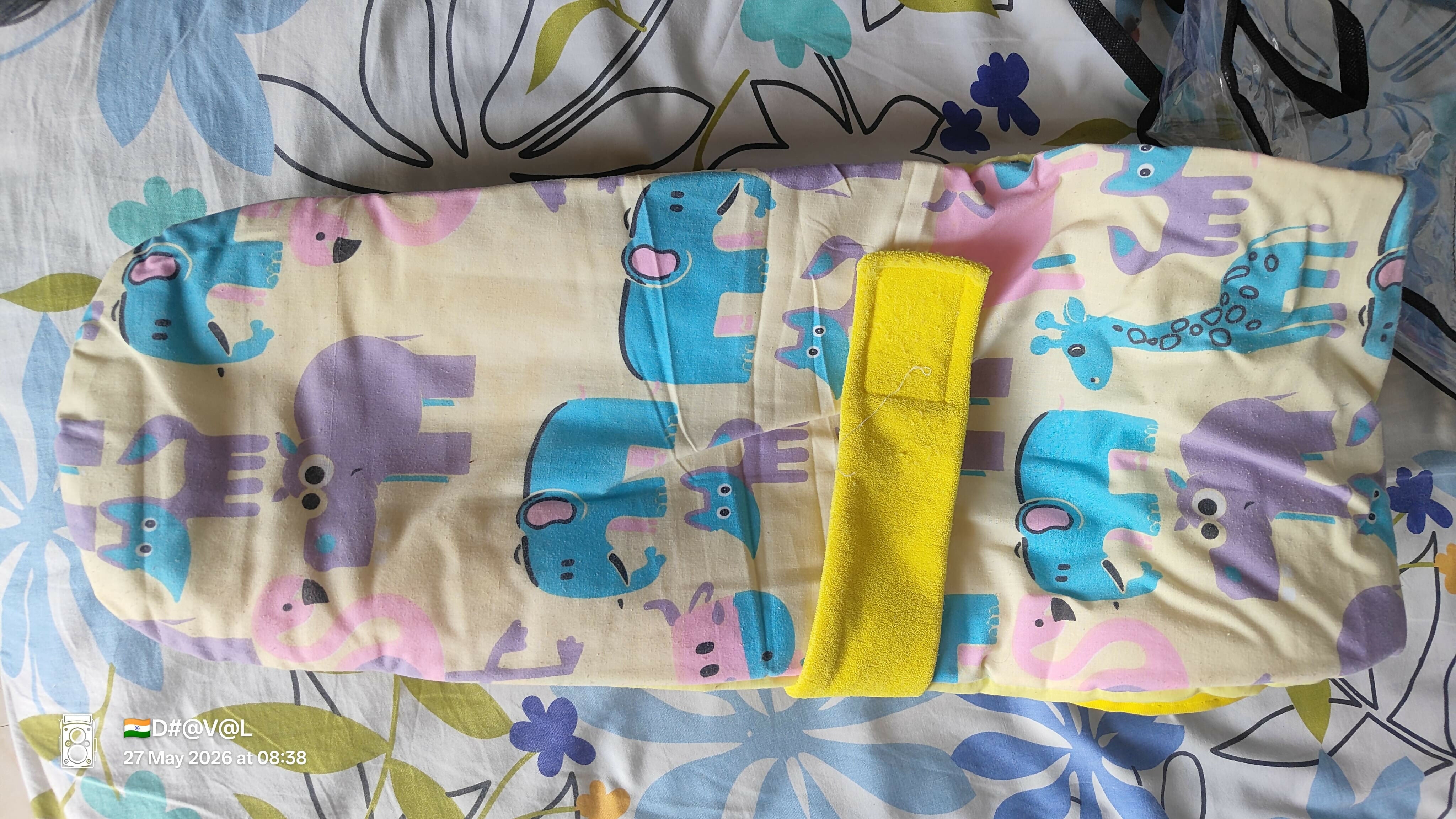 Hoopa 2 in 1 feeding pillow with soft cushioned support, ergonomic design, versatile nursing functionality, and comfortable positioning for babies and breastfeeding mothers.