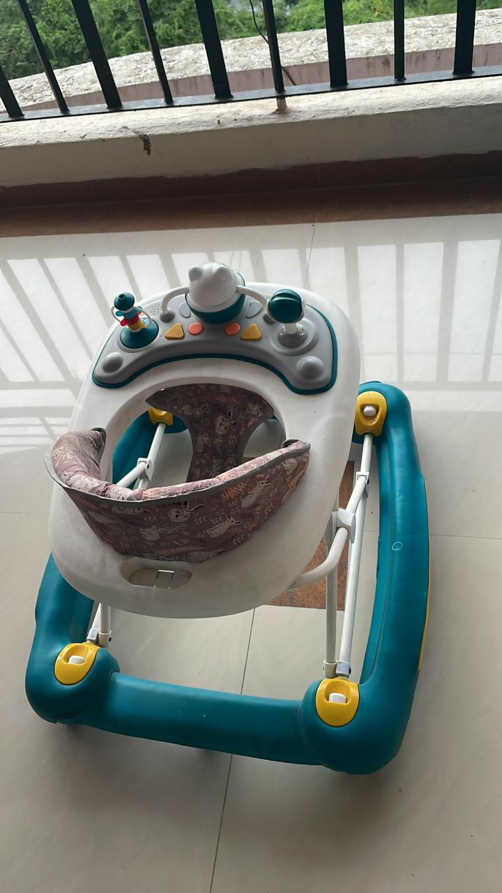 Shop now for the MEE MEE Walker for Baby, combining safety, comfort, and fun to support your baby's first steps!