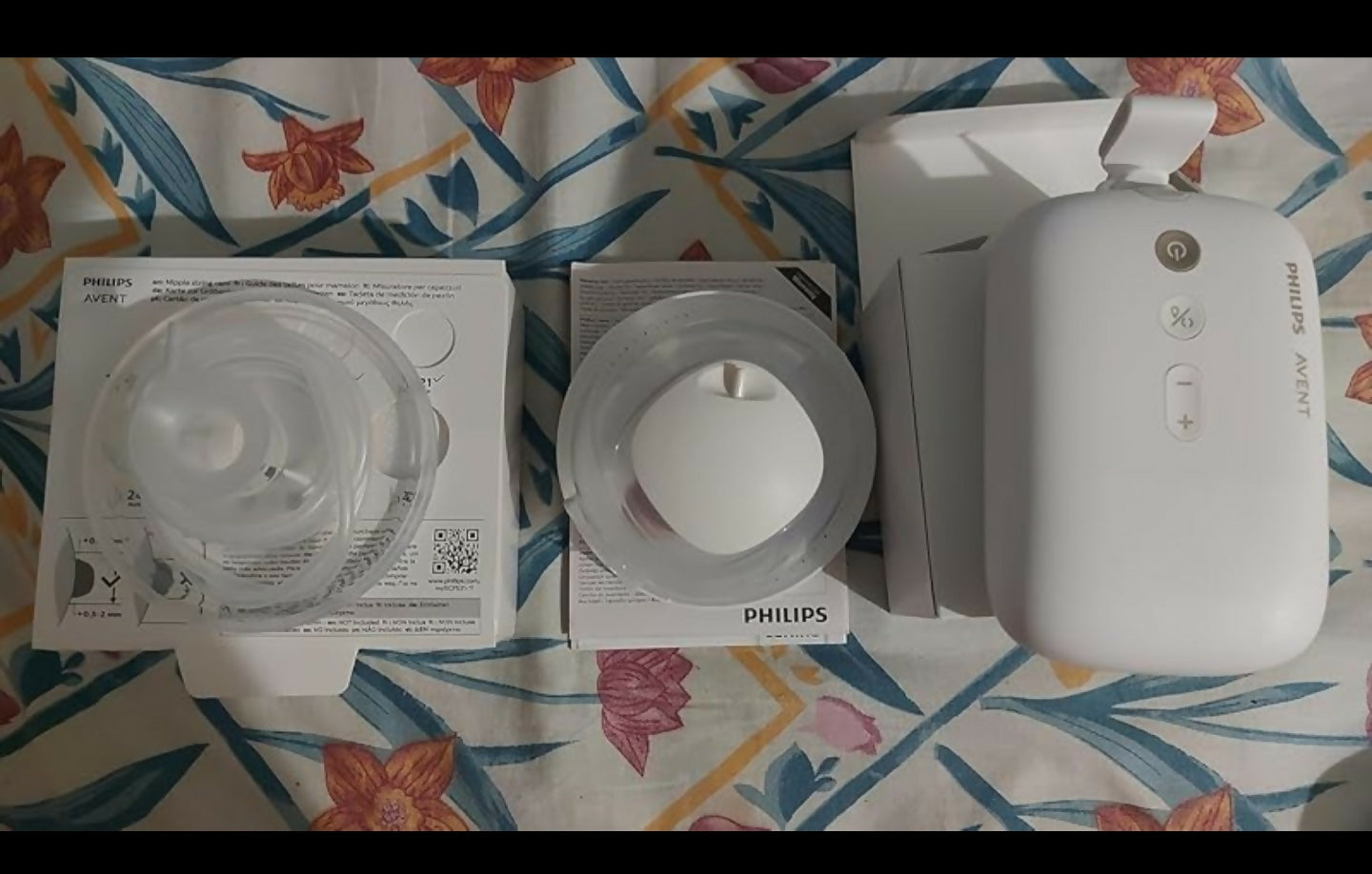 Philips Avent wearable hands-free breast pump with a discreet in-bra design, adjustable expression settings, soft silicone breast shield, and rechargeable operation for convenient pumping.