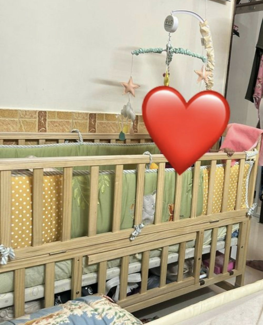 BONFINO Side Bumper/Crib Bumper featuring soft padded cushioning and a practical design for lining the sides of a compatible baby cot or crib and creating a cozy nursery setup.
