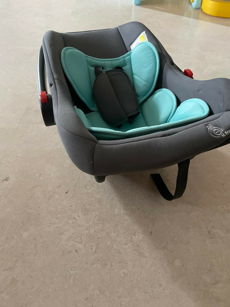 Safety, Comfort, and Convenience – R for Rabbit Picaboo Car Seat for Every Little Adventure!