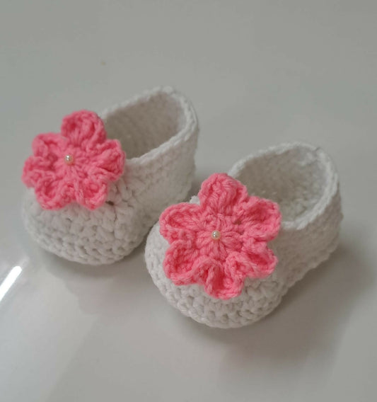 Shop our Baby Footwear with Matching Hairband set – the perfect combination of comfort, style, and charm for your little one's special moments.