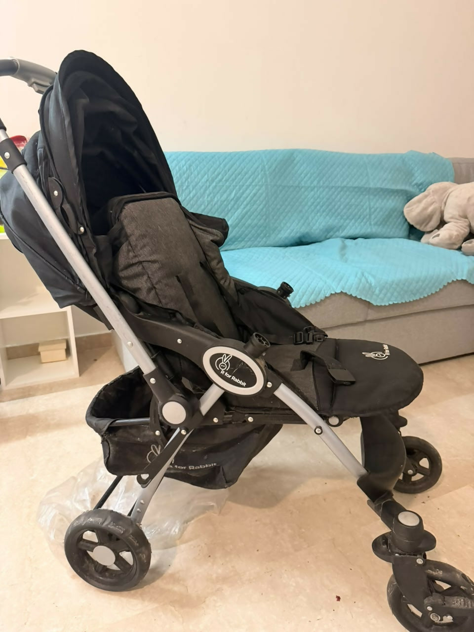 R FOR RABBIT Chocolate Ride Baby Stroller/Pram in Some Used condition featuring a comfortable reclining seat, safety harness, protective canopy, smooth wheels, foldable frame, and convenient design for everyday baby travel.