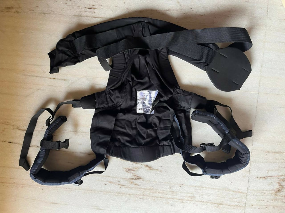 SOULSLINGS Aseema Baby Carrier featuring an ergonomic design, padded support, adjustable straps and secure fastening for comfortable hands-free baby carrying during everyday walks, outings and travel.