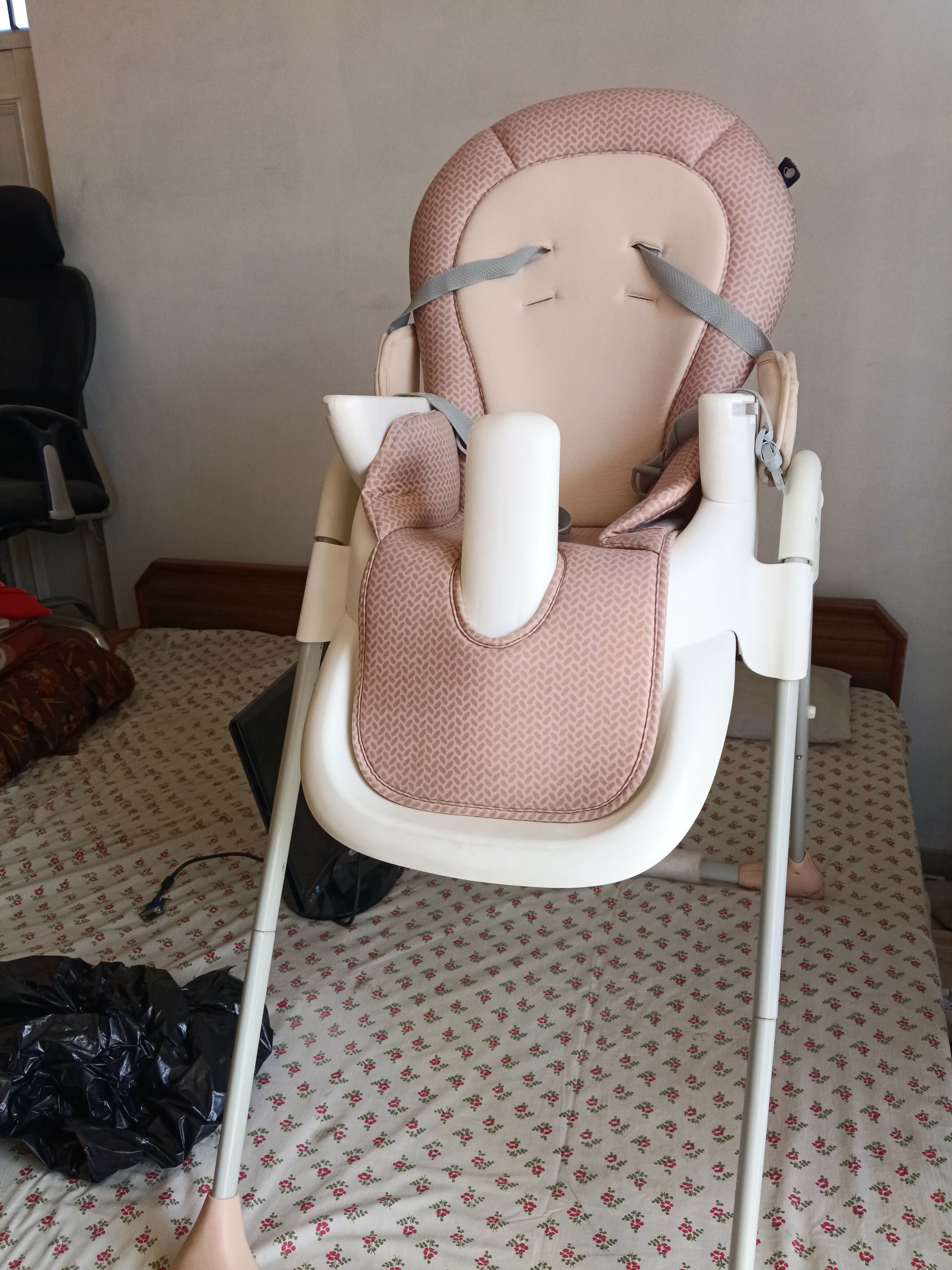 EVENFLO Fava Full Functional Baby High Chair