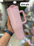 SITARAYURI Premium Insulated Tumbler (900 ml) with double-wall stainless steel insulation, spill-resistant lid, reusable straw, ergonomic handle, and large capacity to keep beverages hot or cold for hours.