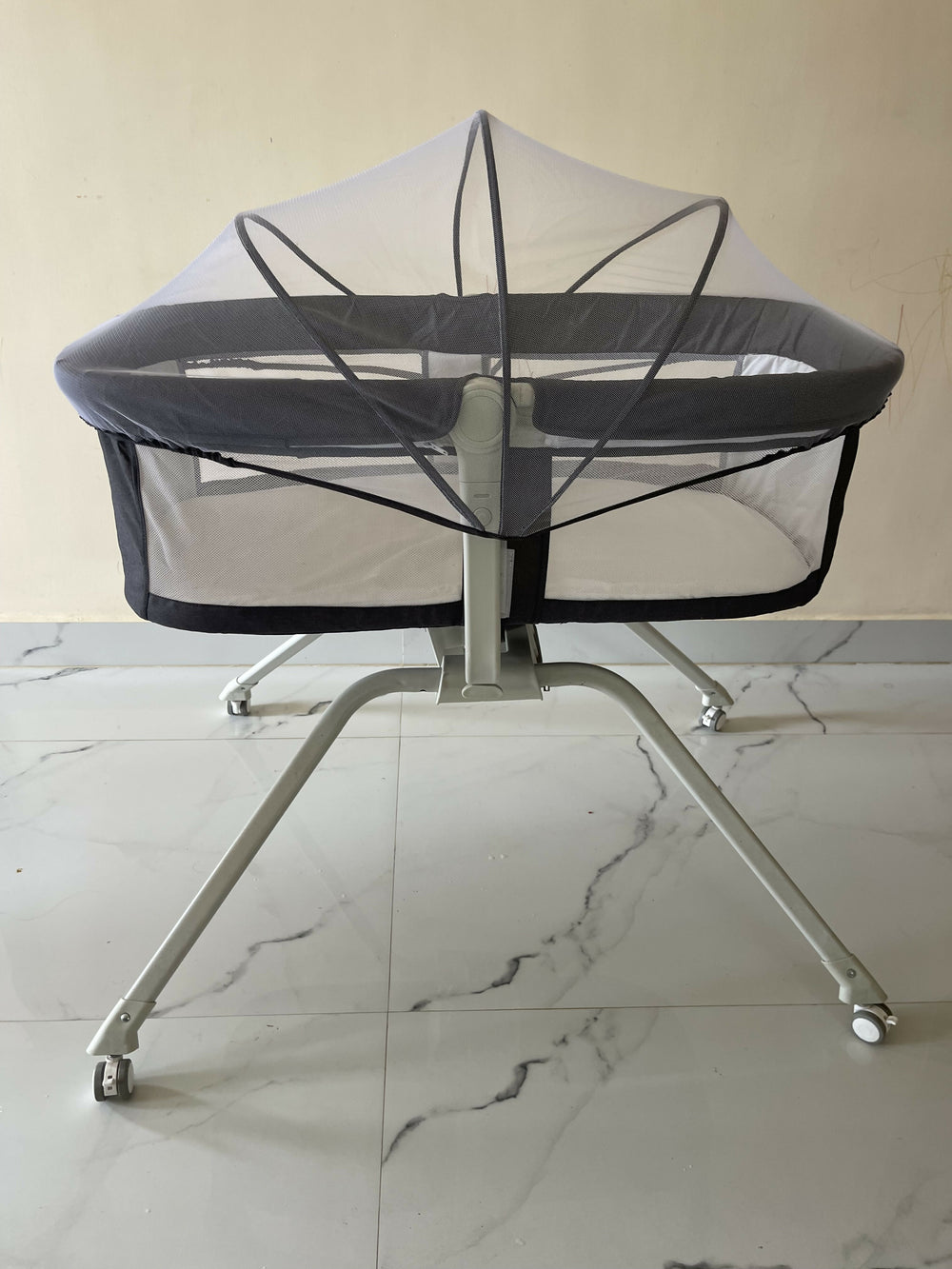 STAR AND DAISY Baby Cot in Almost New condition featuring a sturdy design, protective side rails and comfortable sleeping space, creating a practical setup for supervised rest and sleep at home.