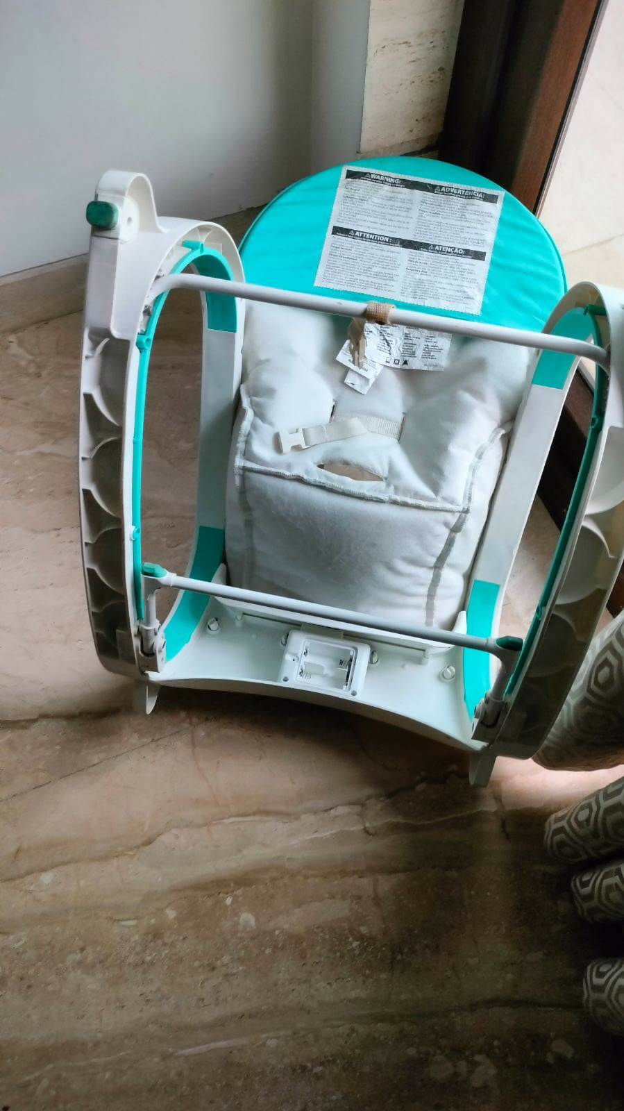 From gentle naps to playful wiggles—comfort begins with FISHER PRICE.


