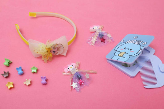 Lock up your little ones tresses with our new collection of hair accessories that are a must have for to instantly add glamour to any wardrobe. Update your little ones collection with this pretty hair accessory and she is all set for an updated look.