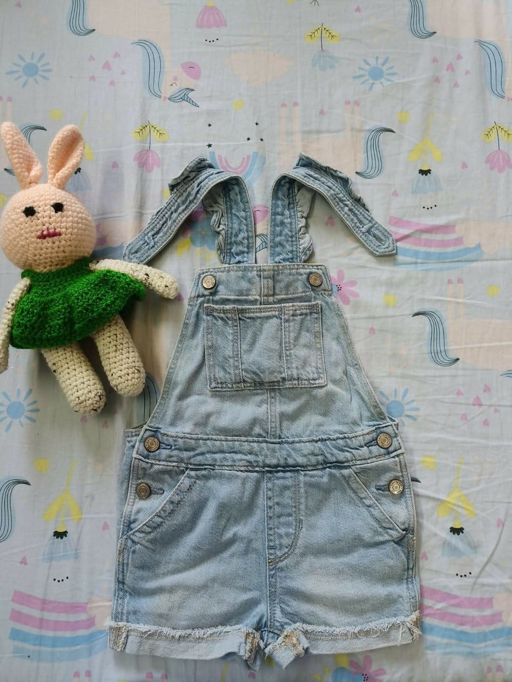 Get your baby girl ready for stylish adventures with GAP Denim Dungaree, crafted for comfort and fashion-forward charm.