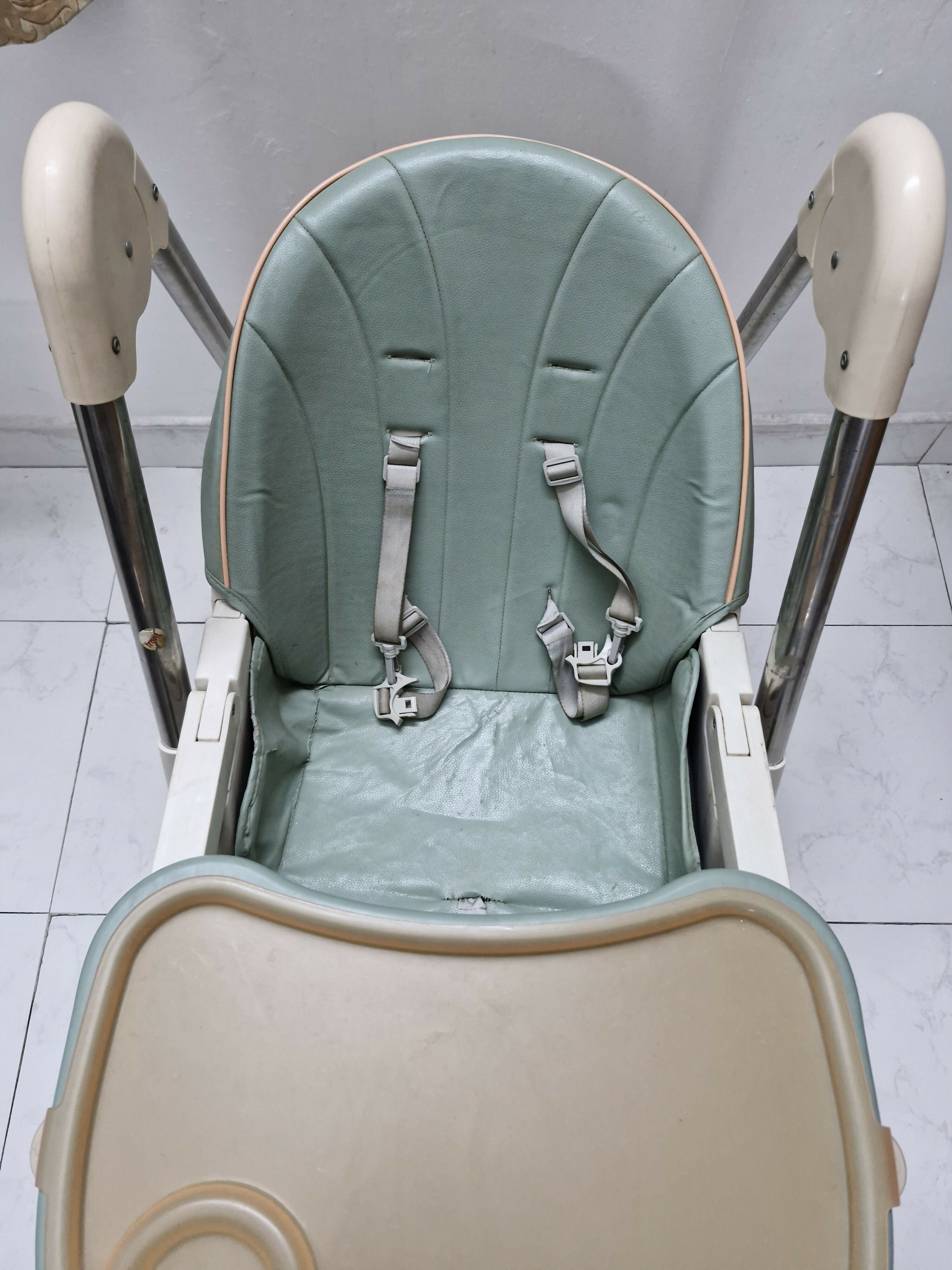 Baby feeding High chair