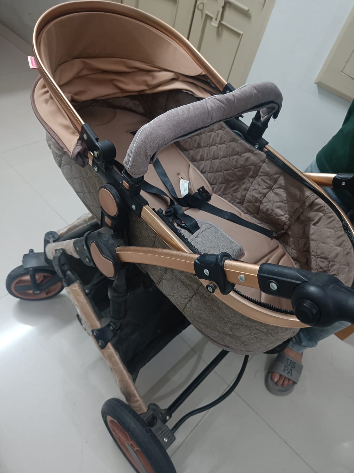 BABYHUG Majestic Stroller/Pram Cum Carry Cot with Canopy - Beige - PyaraBaby