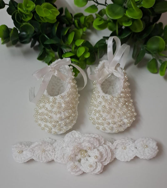 Handmade Booties With Matching Hairband - PyaraBaby